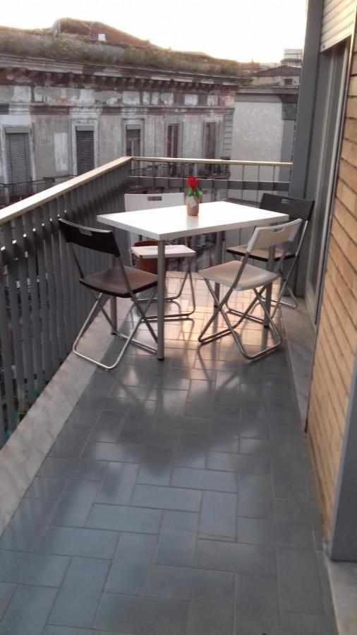 Alexander Hostel Неаполь Экстерьер фото