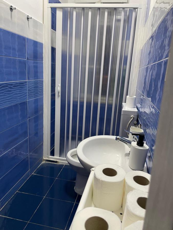 Alexander Hostel Неаполь Экстерьер фото